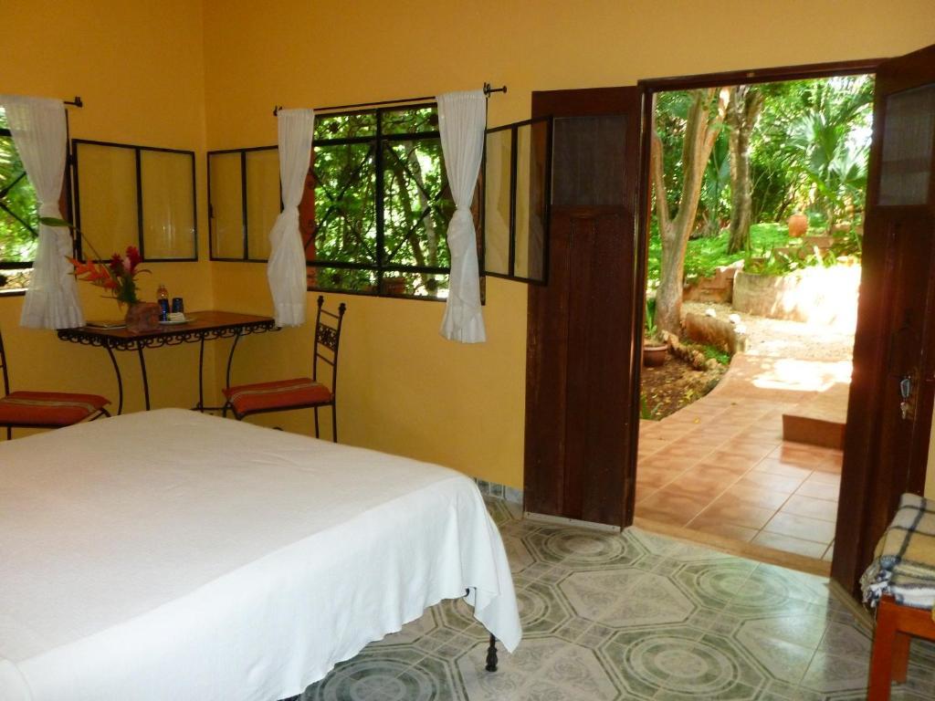 The Flycatcher Inn Retreat Hotel Santa Elena Екстер'єр фото